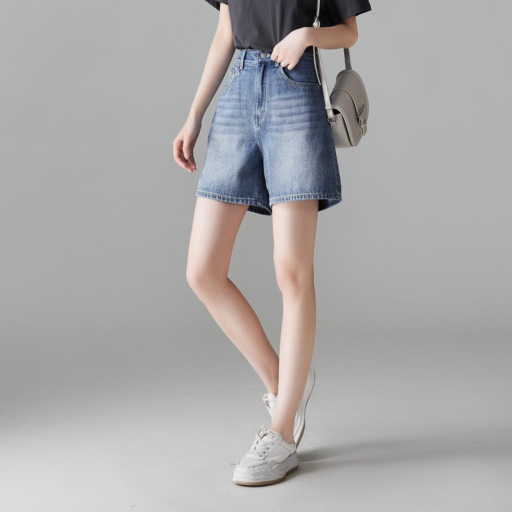 Cotton high waisted denim shorts for women in summer 2025, fashionable and versatile, slimming and wide leg pants