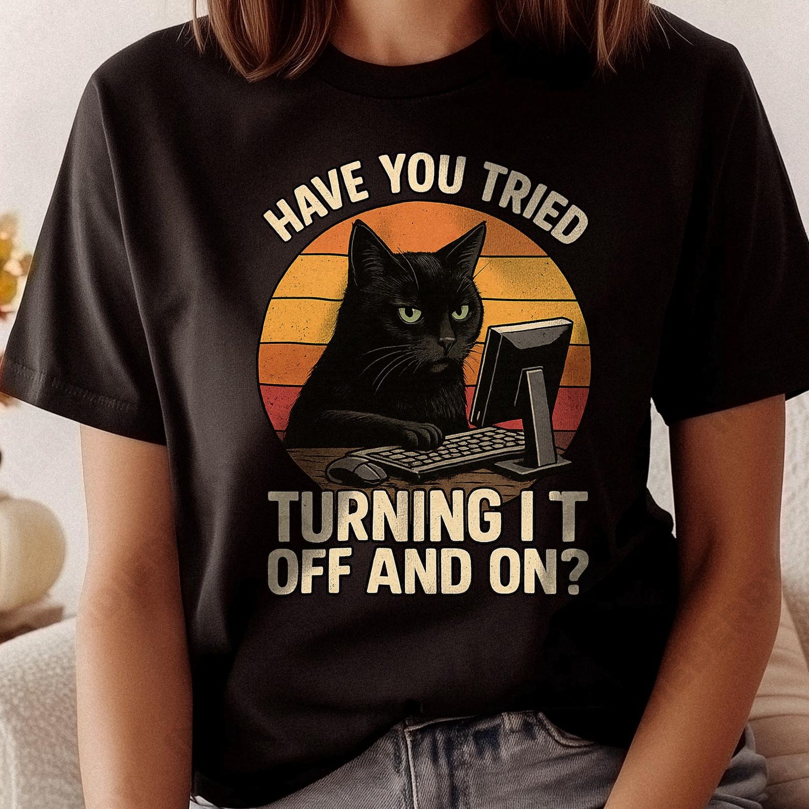 Black Cat Tech Support - Funny Retro IT Shirt for Computer Nerds and Programmers - Geek Gift for Coworker or Brother 2XL