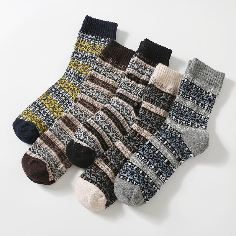 5/10 Pairs Winter Thickened Warm Faux Rabbit Wool Socks for Men Double Layer Retro Ethnic Style Mid Calf Cotton Socks for Cold Protection
