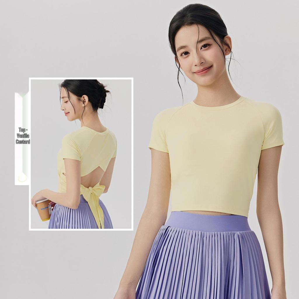 Women's Short Sleeve Yoga Suit & Pleated Tennis Skirt Set