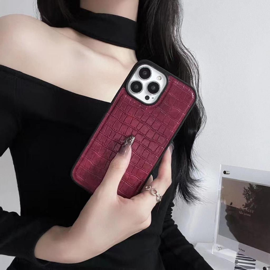 Luxurious Crocodile Pattern Leather Case for iPhone 13/14 ProMax (16/17) - Full Coverage