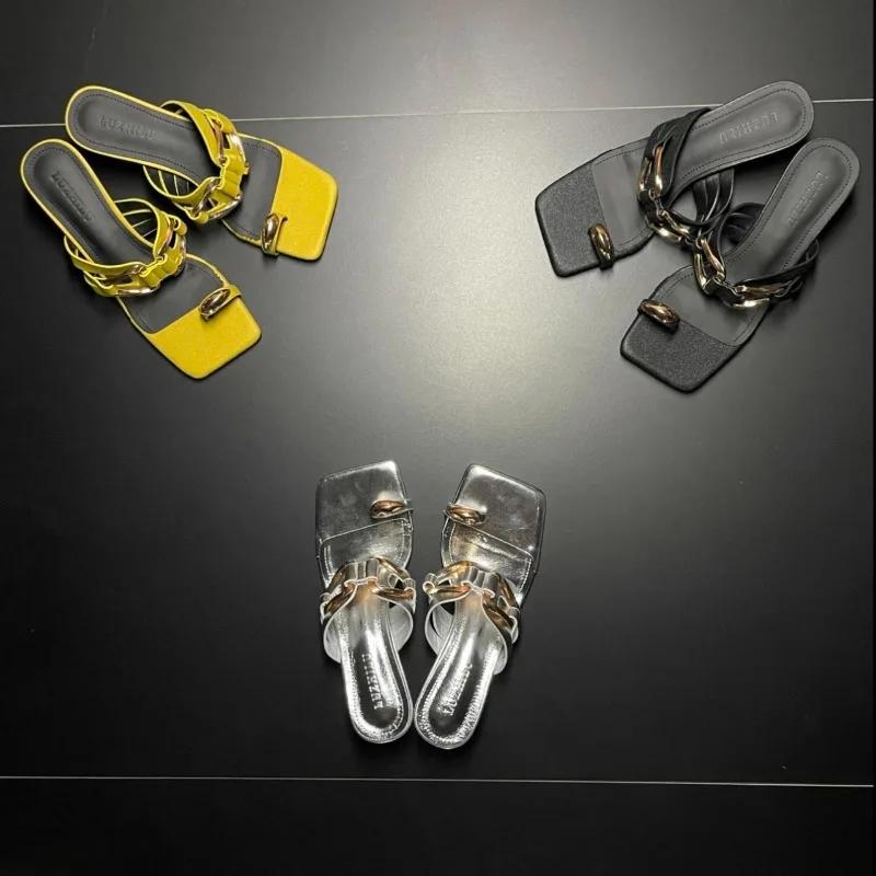 2025 Summer New Open Toe Women's Modern Slippers Square Toe Metal Decoration Med Heel Sandals Dress Thong Slippers