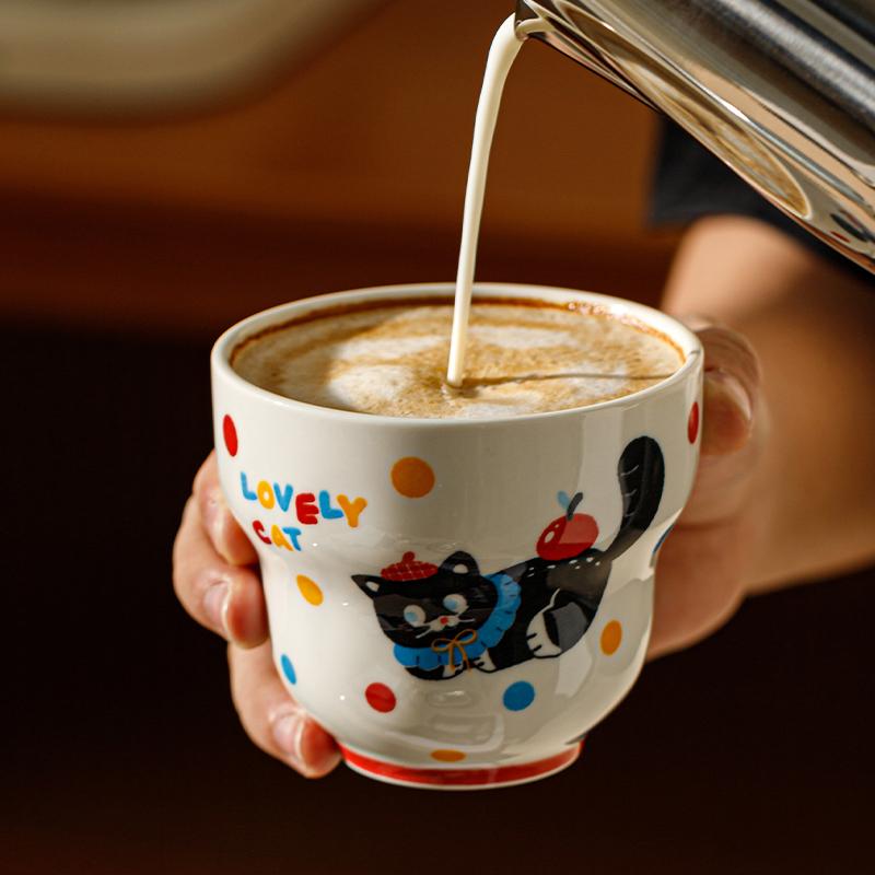 The Coffee Cup In Hand Is Very Beautiful, The Latte Cup Is Cute For Home Use, And The Ceramic Breakfast Cup Is High-Value For Couples.