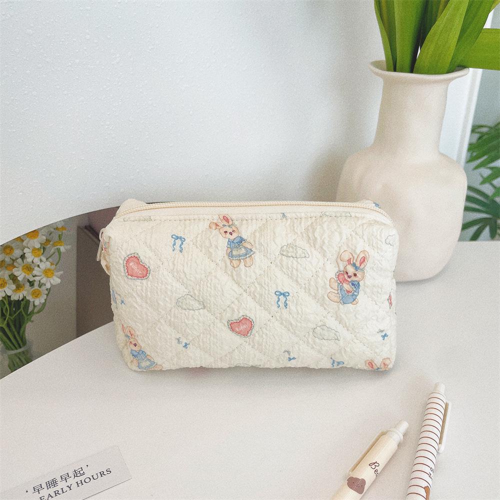 Fresh Quilted Hand-Held Cosmetic Bag for Girls - Large Capacity Cute Storage for Stationery and More