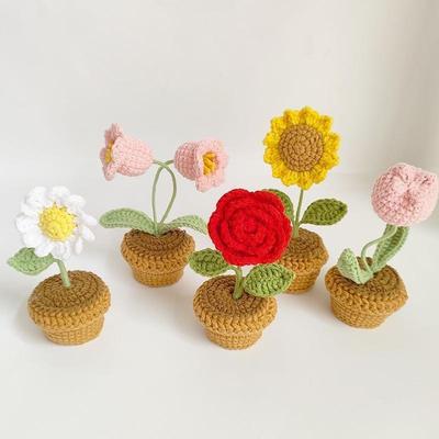 Flores de Crochê Feitas à Mão DIY em Vaso Buquê Tecido Acabado Flor Tricotada Artificial Presente de Dia dos Namorados Decoração de Mesa para Casa