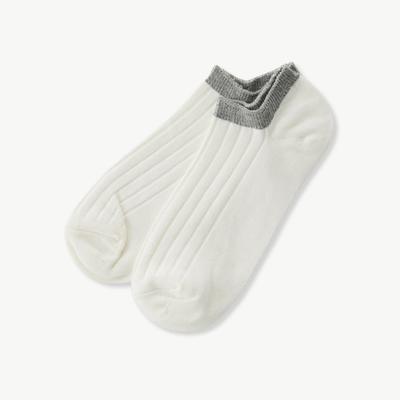 Κάλτσες και καλσόν – Κάλτσες