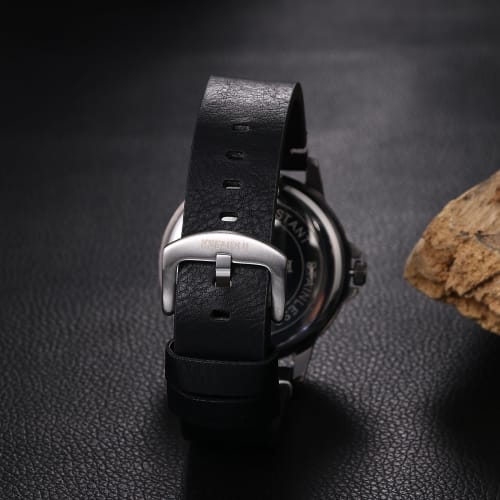 Men's Punk Skull Watch with Genuine Leather Strap: Skeleton Skull Antique Leather Watch with Waterproof Analog Quartz Movement, Gothic Accessory - Per