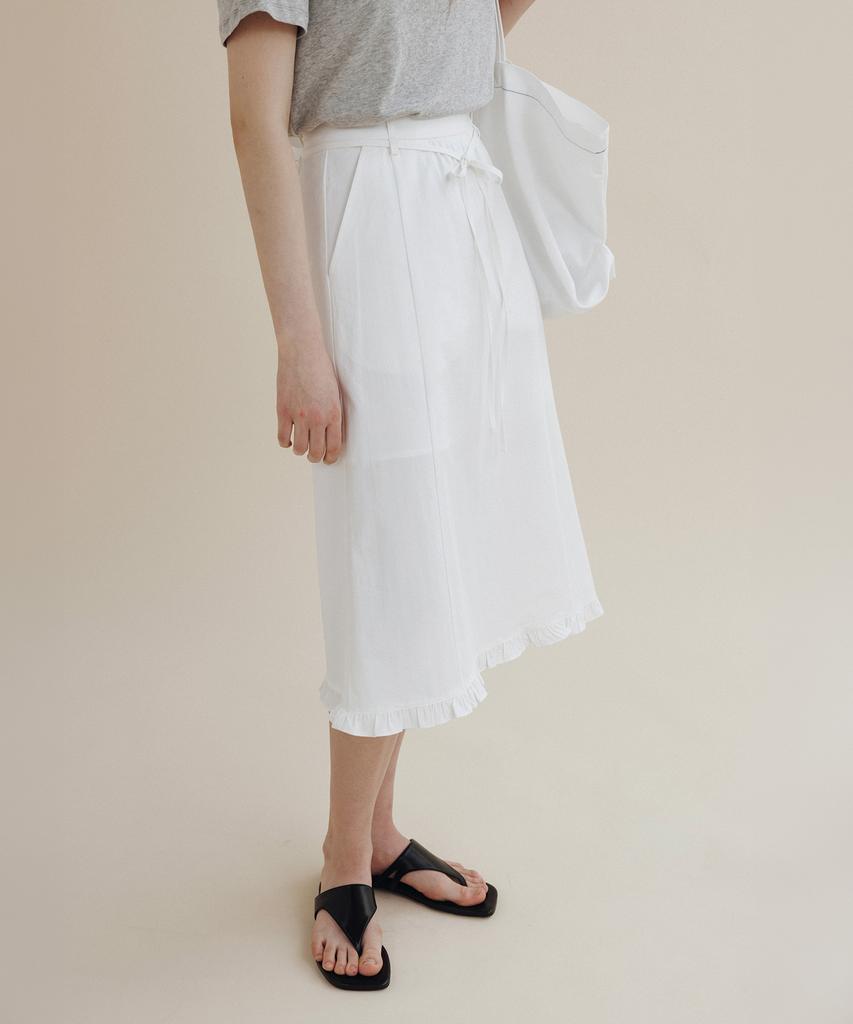 Manggomaenipeullijeu Elra Frill Skirt_Ivory