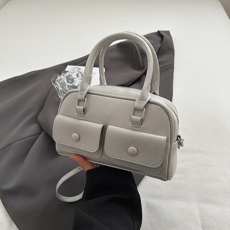 

High-end underarm bag women s new fashion versatile shoulder bag niche design commuter pillow bag серый