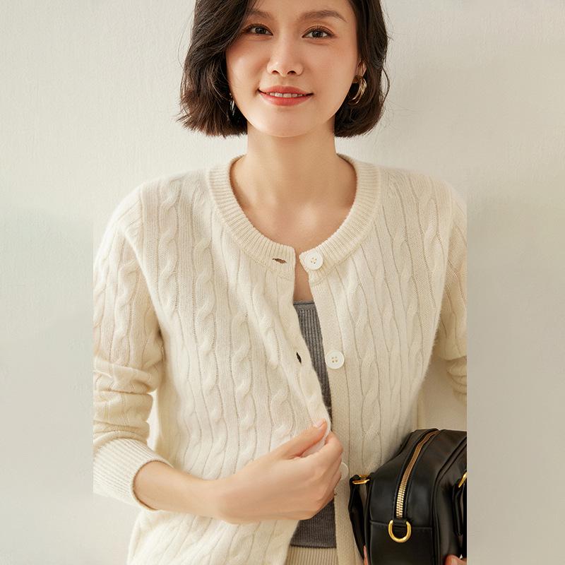 

Женский кардиган из кашемира тонкой вязки с круглым вырезом – Мягкий, теплый, с узором «косичка» для осени и зимы XL (130-150 jin)