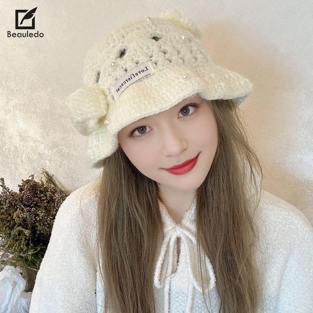 Koreanische Version von Handgemachten Blumen Gehäkelte Perle Fischerhut für Damen Niedlich und Vielseitig Gesicht Zeigend Klein Wolle Gestrickter Topfhut Herbst und Winter