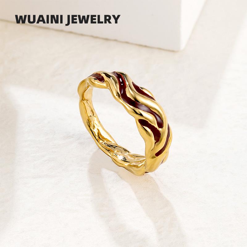 

Retro Drip Glaze Ring: Women s High-End 18K Gold-Plated Titanium Steel Wrinkled Design Wave Wrinkle Ring | US 7 | HK 15
