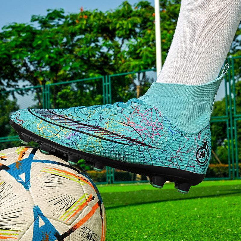 New Large-size Football Shoes Medium-sized Youth Adult Training Shoes Lightweight Casual Sports Shoes Factory Direct Sales