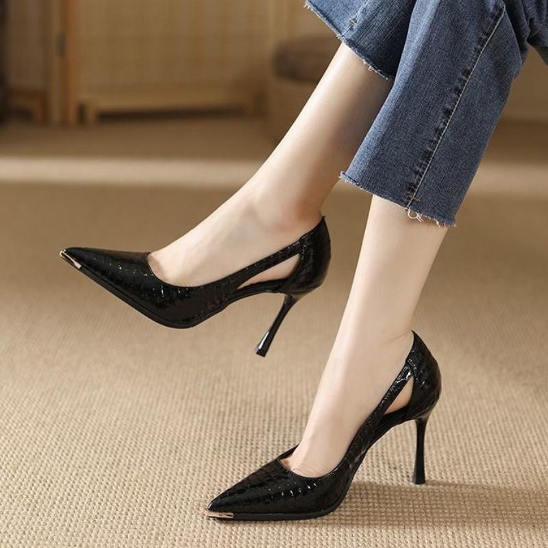 Fashion 2025 New Fashionable and Simple Leather Patent Leather High Heel Outdoor Walking Comfortable Shallow Mouth Light High Heels