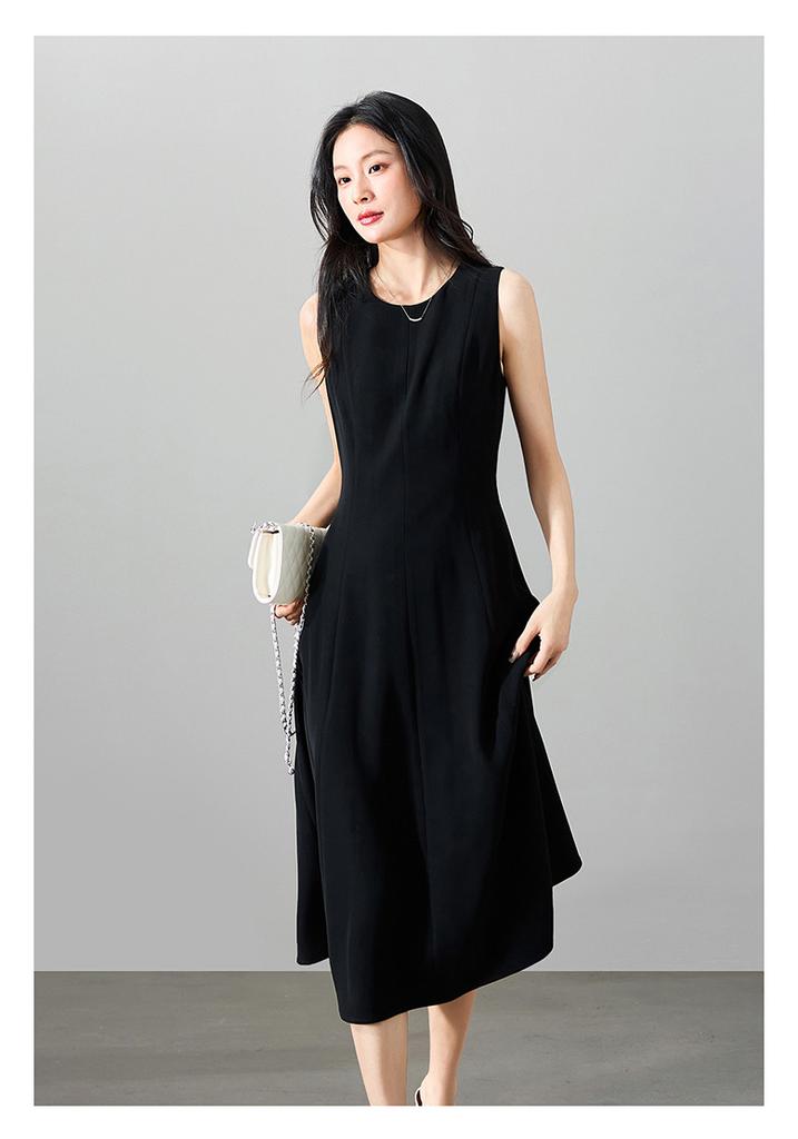 Minimalist Round Neck Sleeveless Vest Dress for 2026 Spring Fashion, Versatile and Slimming, Mid Length Dress