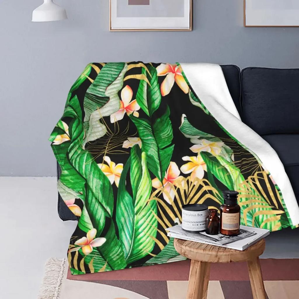 Green Leaves Plant Flannel Throw Blanket All Season Warm King Queen Size Super Soft Lightweight Blanket for Bed Living Room Sofa
