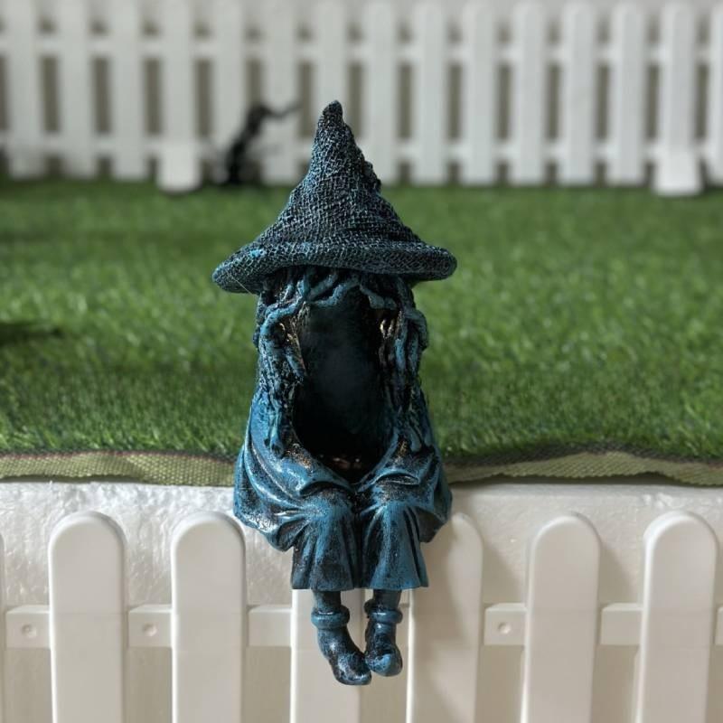 Halloween Resin Witch Solar Garden Light With Decorative Sculpture For Holiday Outdoor Decor