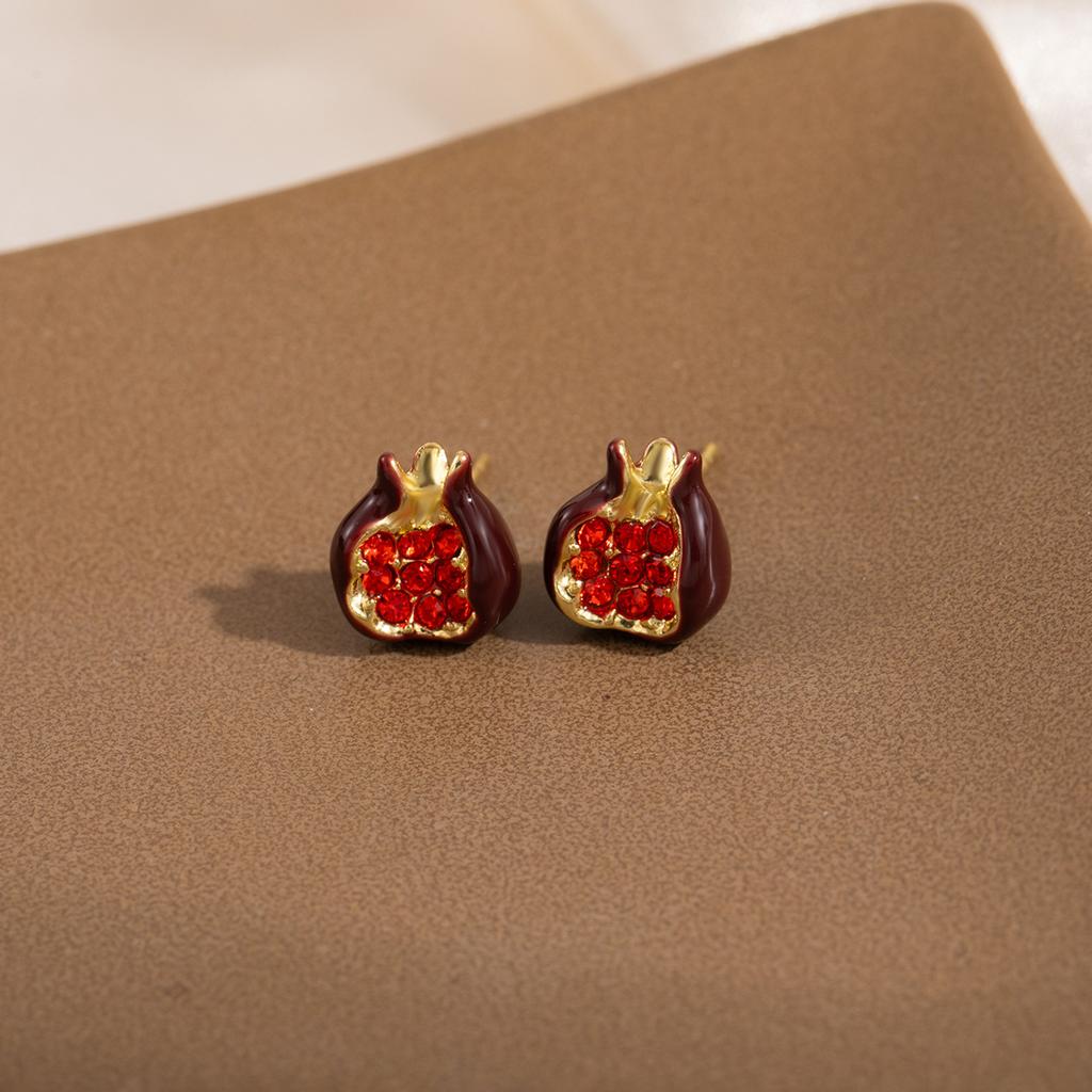 Times Come And Go, Red Pomegranate Slightly Inlaid With Sparkling Diamond Earrings For Women, Gentle And Sweet Earrings Festive Earrings For Women