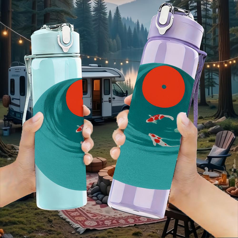 1PC Koi Fish Turquoise Round Scene 750ml Color Plastic Sports Water Bottle Leakproof Flip Straw Lid For Sports Office Home Use