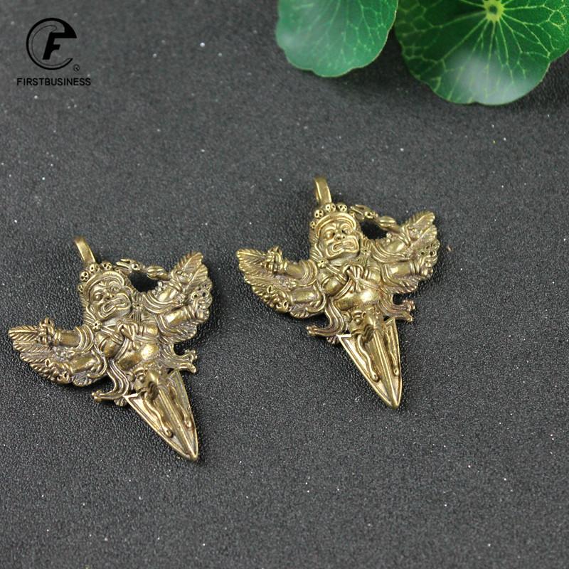 Antique Brass Buddhist Dapeng bird Gohst Face Vajra Pestle Miniature Figurines Ornament Pure Copper Tantric Buddhism Keychains