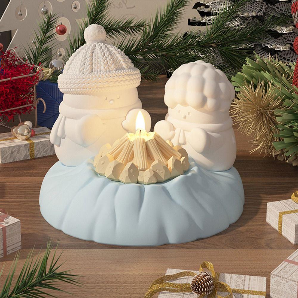4pcs/set 3D Snowman Candle Mold Soft Chocolate Candy Mold Crafts Gypsum Mold  for Christmas Party