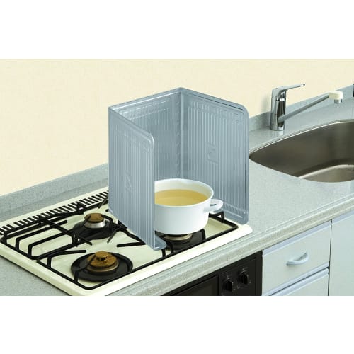 Toyo Aluminum Tempura Guard, 5 pieces, 34.5cm x 84cm, Silver, Simply place on range panel to protect from oil splatters