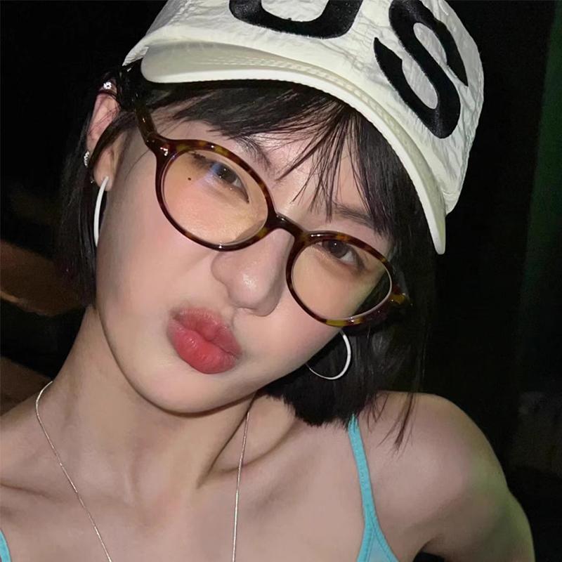 Retro Small Oval Small Frame Glasses Women'S Anti Blue Light Glasses  Fashion  Style Leopard Print Eyeglasses Frame Gifts