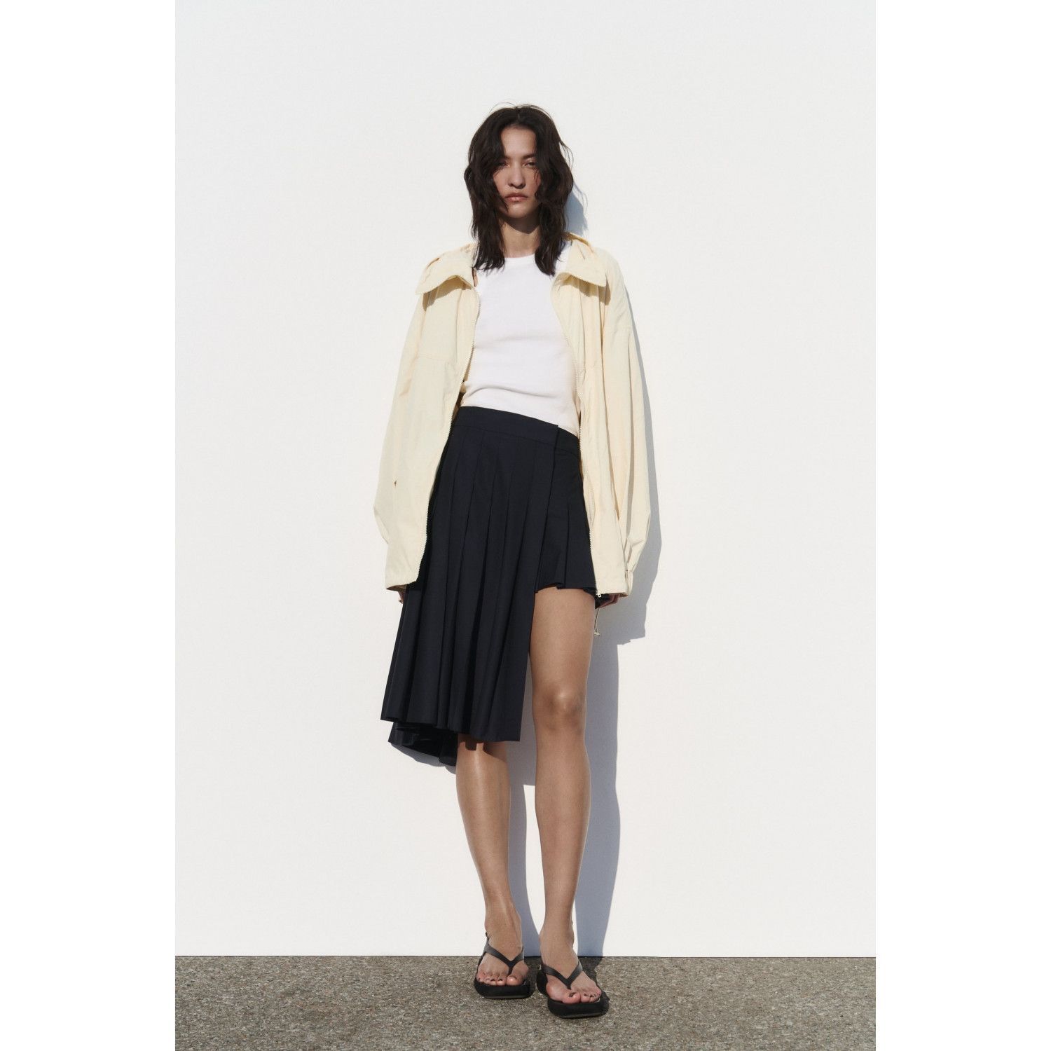 

NYLON WATER-REPELLENT JACKET