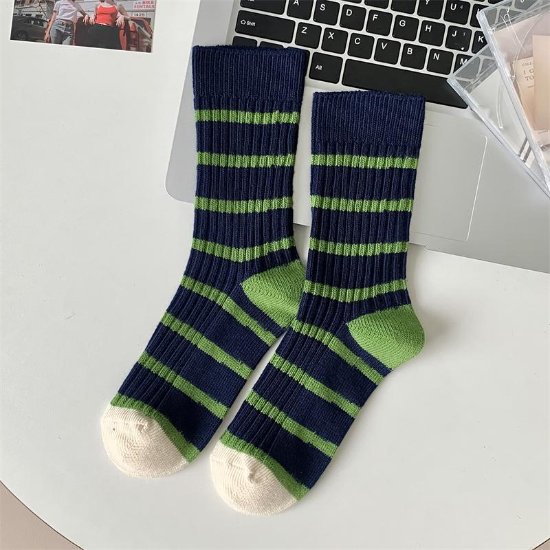 

Модні жіночі шкарпетки, бавовна, осінь, зима, теплі різнокольорові шкарпетки в смужку, жіночі повсякденні ретро, ​​довгі вільні шкарпетки для дівчаток у підлогу One Size