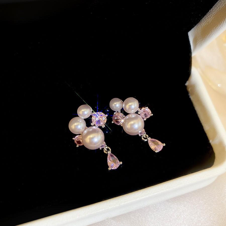 Silver Needle Pink Cubic Zirconia Flower Stud Earrings – Elegant & Delicate Accessories for Women.