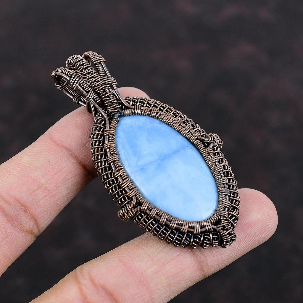 Owyhee Blauer Opal Anhänger Kupferdraht umwickelter Edelsteinanhänger Handgefertigter Schmuck Eleganter Anhänger Kupferdrahtschmuck Geschenk für Ihn Boho Anhänger