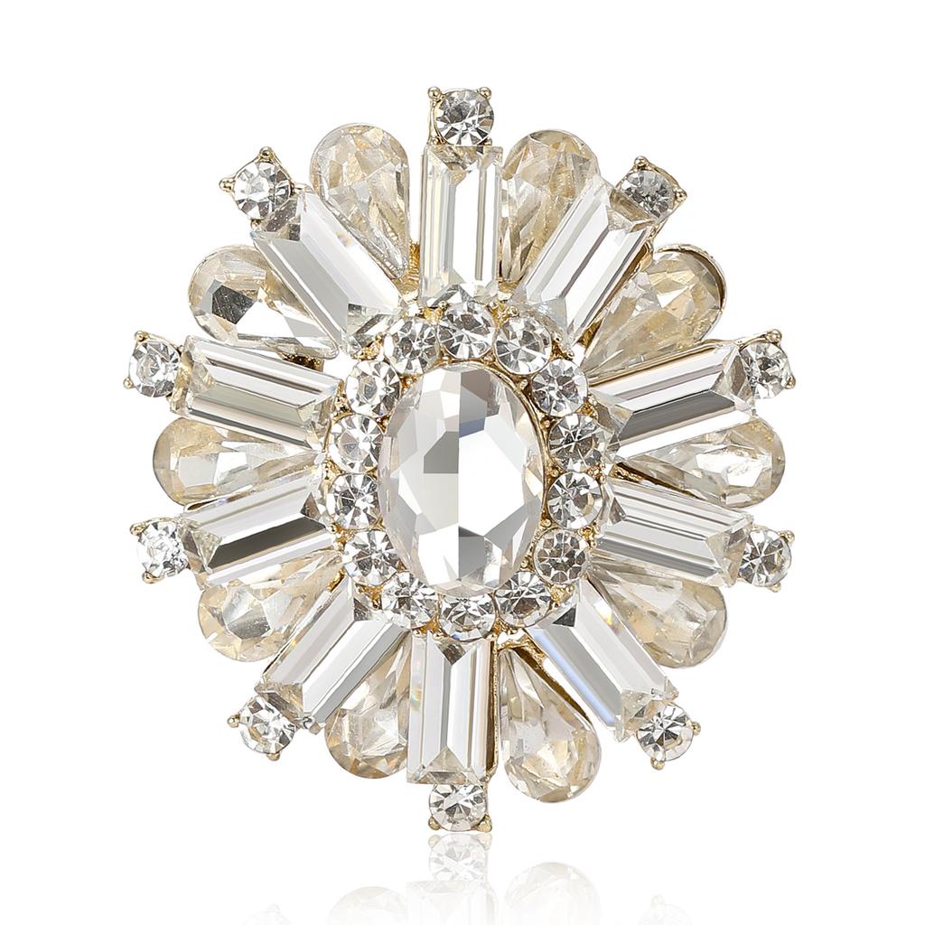 Vintage Crystal Flower Brooch for Women Unisex Rhinestone Pins Casual Party Accessories Gifts
