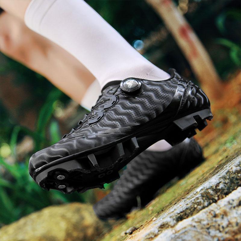 Vendita calda Scarpe da MTB Ciclismo Speed Sneakers Stivali da ciclismo da uomo Flat Road Scarpe da ciclismo Pedali a clip Spd Mountain Bike Sneakers