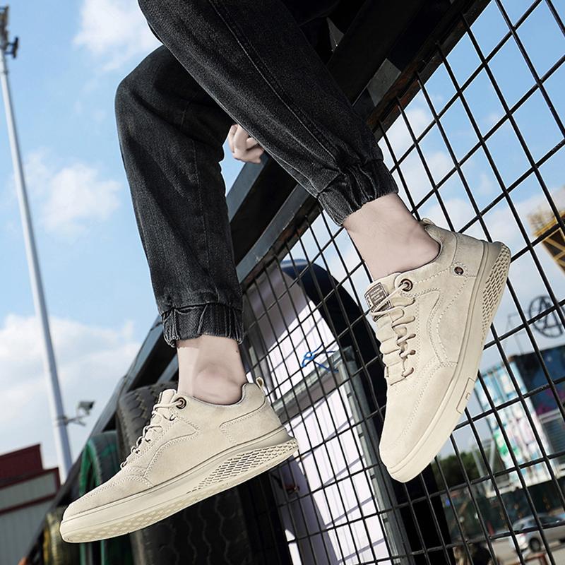 Luxury Men Casual Shoes Pig Skin Flat Men Sneakers Genuine Leather Business Running Shoes for Men Autumn 2025 New Tennis Shoes