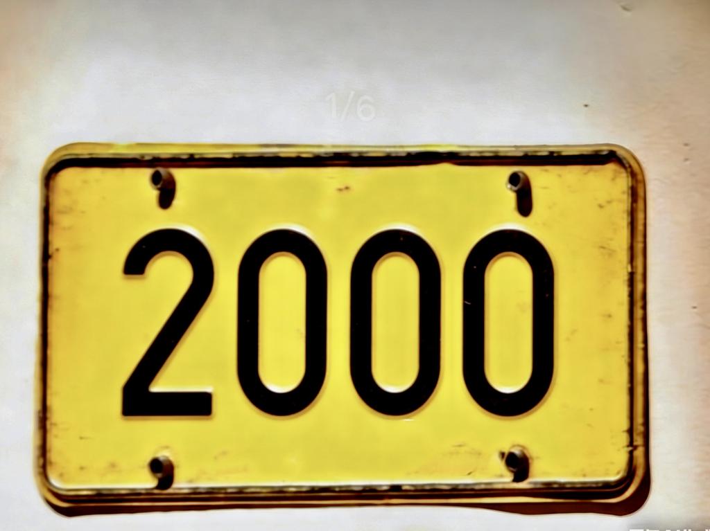 Vintage s Year Number Retro Yellow License Plate Pattern Aluminum Metal Painting High Definition Clear Print Bend Resistant