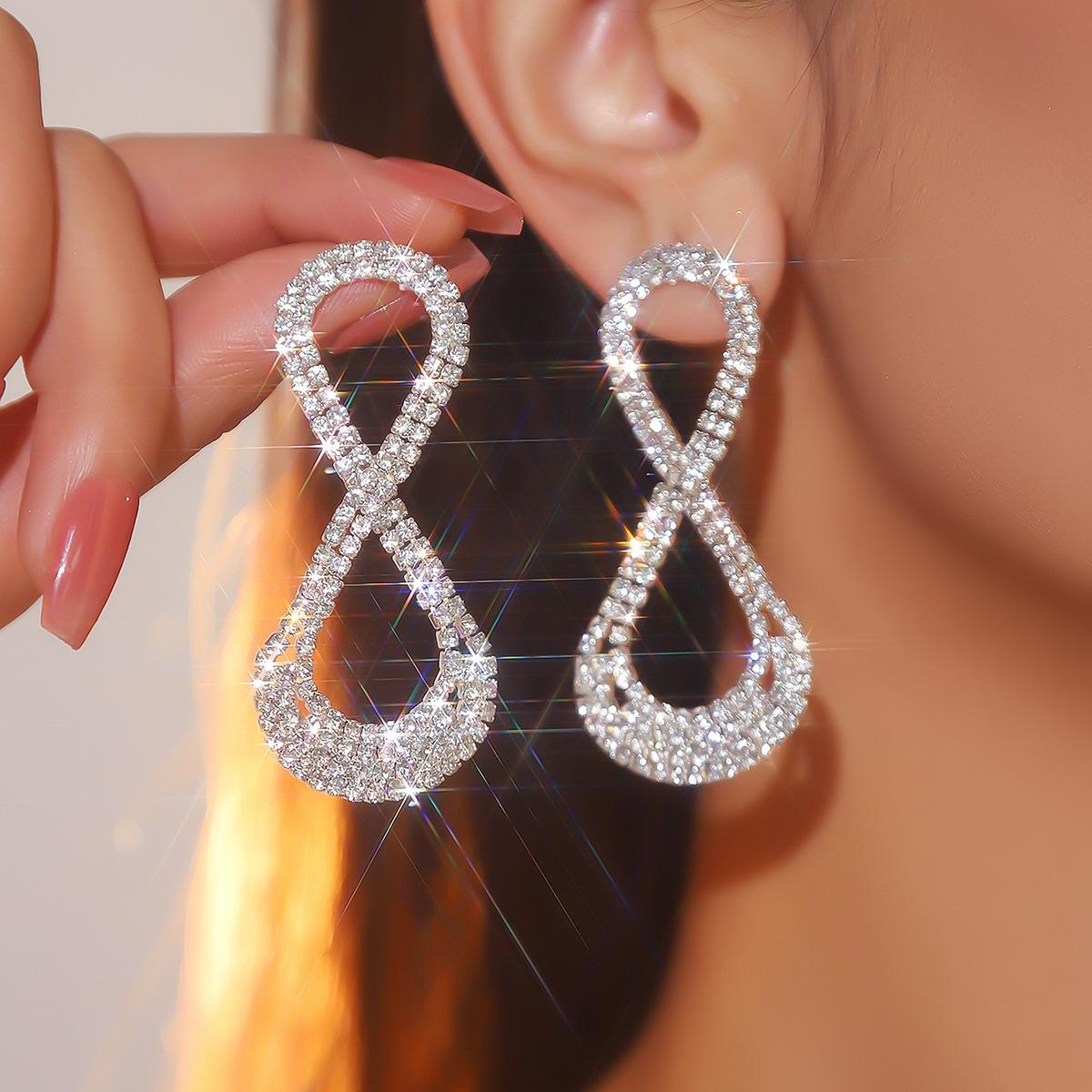 

High-end fashion long earrings for women, shiny diamond-set rich earrings, ear jewelry