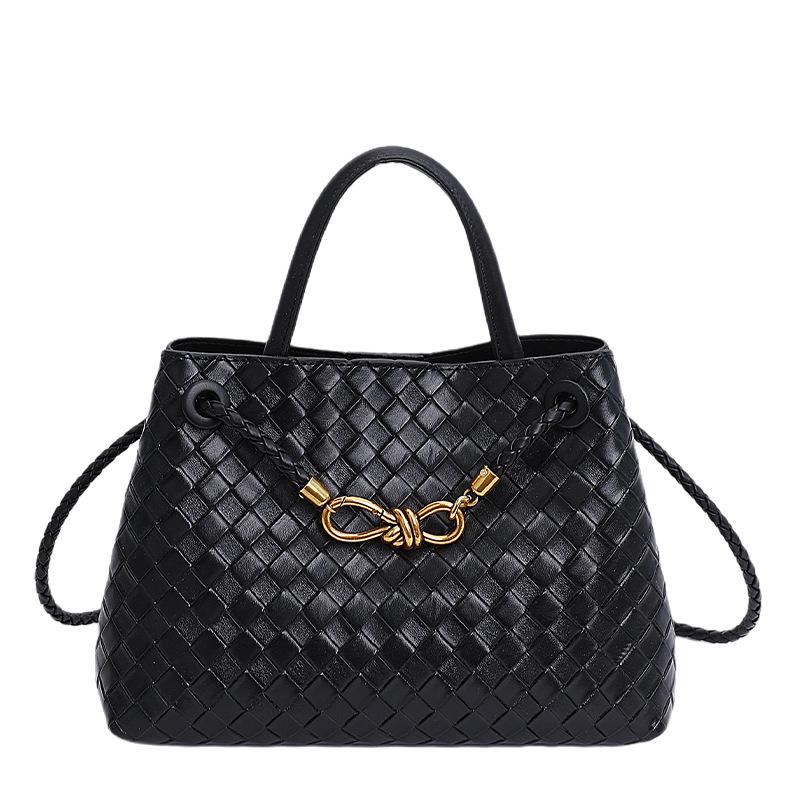 Bolsa de Palha Tecida Vintage Outono 2025: Bolsa de Ombro Casual de Grande Capacidade