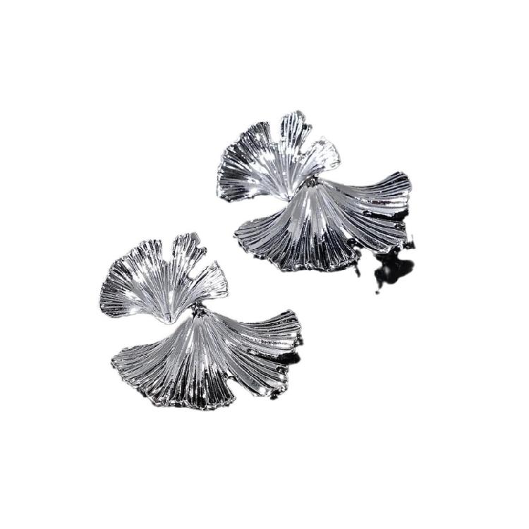 Ginkgos Leaf Shaped Earrings Easy Maintenance Everyday Wear Fashionable Women Accessory Alloy Texture for Fashion Look