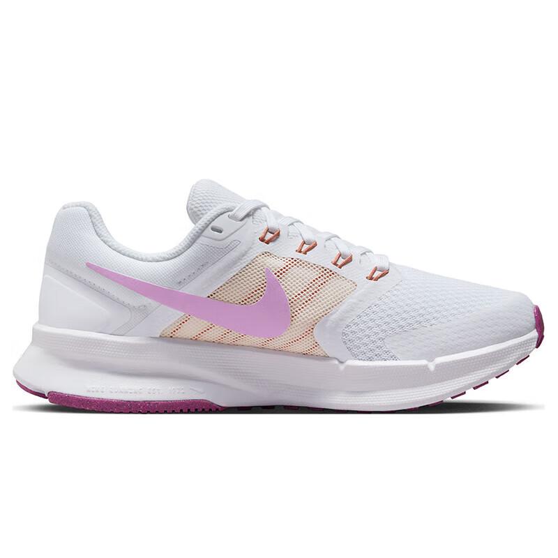 Nike Women's Run Swift 3 Running Shoes