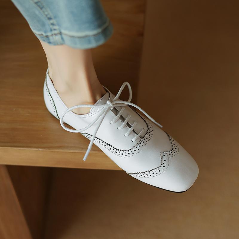 Fashion 2025 Women's New Spring Autumn Square Headed Genuine Leather Carved Lace Up Customized Large Low Heel Fashion Black Single Shoes