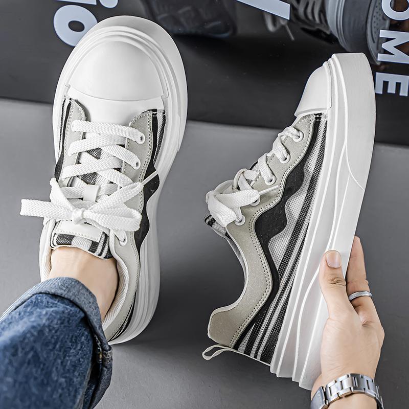Men 's Casual Four Seasons Fashion Skateboarding Students Comfortable Sneakers Boys Trending Soft Sole Breathable Shoes
