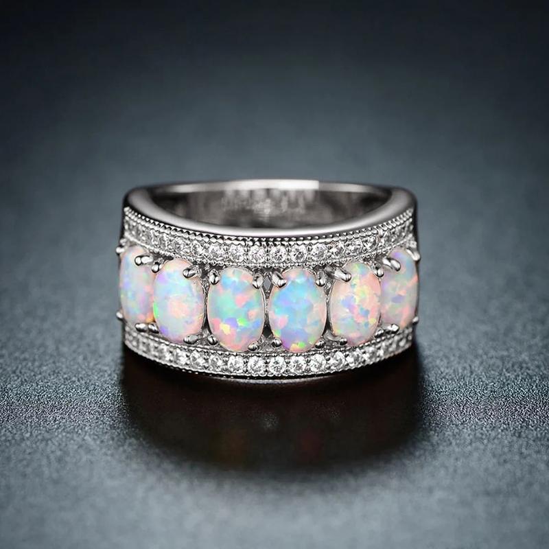 Aesthetic Luxury Wedding Band Female Imitation Opal Stone Finger Ring Delicate Bright Zirconia Accessories for Engagement