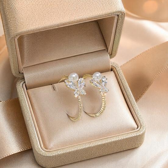 Yousheng 1 Pair C-Shaped Earrings for Women, Micro-Paved Cubic Zirconia Dragonfly Design Hoop Earrings with Imitation Pearl, Slimming Face Jewelry for