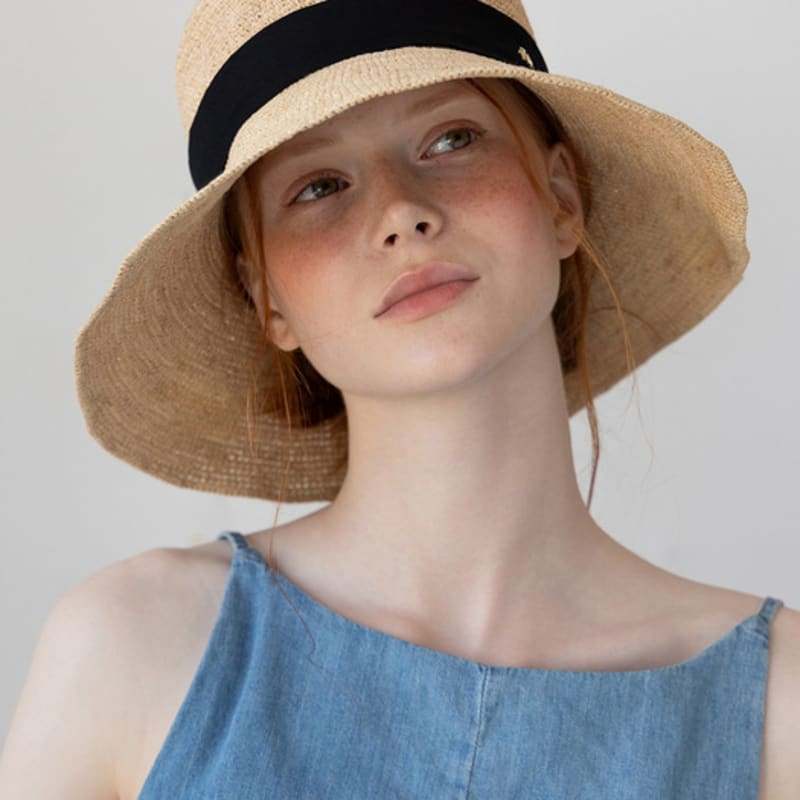 

ТАТЬЯНА Аннебли Натуральная Рафия Лента Клош Шляпа HT8191 Черный BLACK