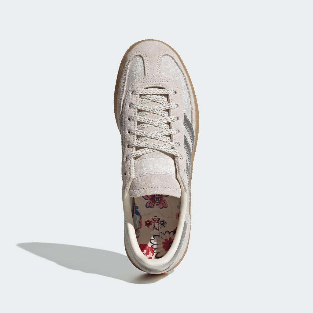 adidas HANDBALL SPEZIAL W KK0434 Women's Originals Sneakers Chalk Pearl / Silver Metallic / Chalk White
