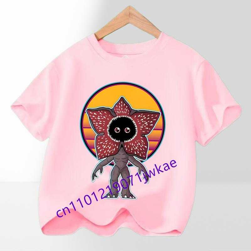 T-shirt Grafica per Festa, Outfit Streetwear Cool per Fan, Top per Ragazzi e Ragazze, Maglietta per Bambini a Tema Film Hot Stranger, alla Moda