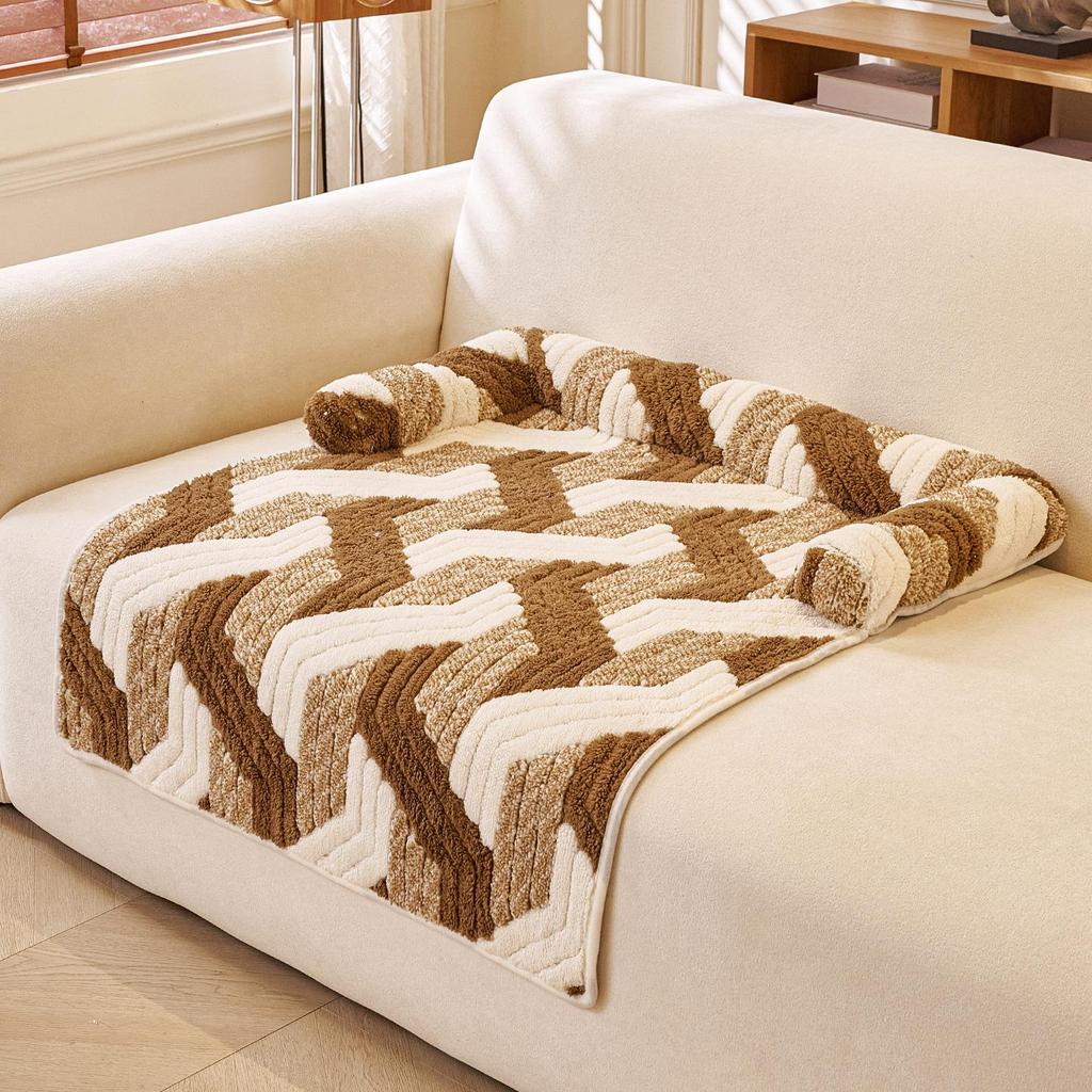 Plush Anti-Scratch Non-Slip Pet Mat for Cats & Dogs - Thickened Sofa Dog Bed