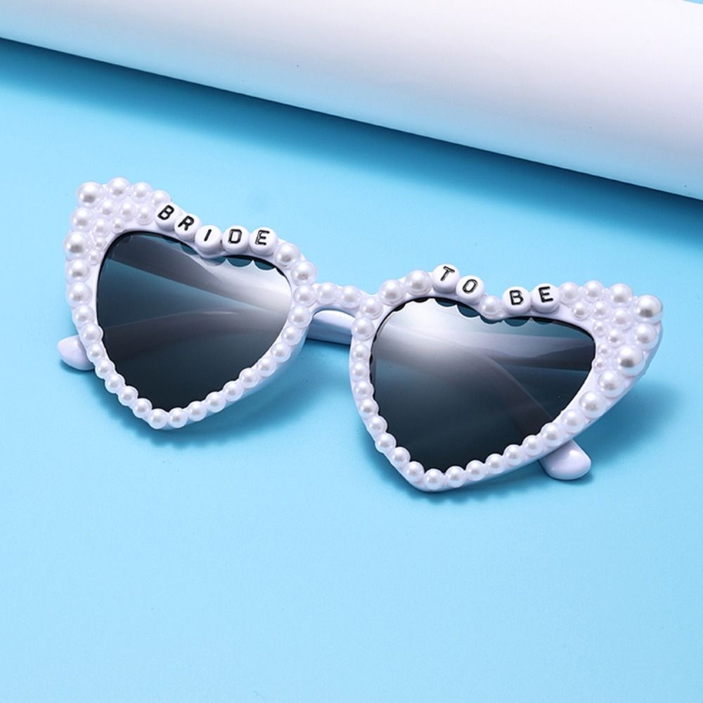 Heart-shaped Frame Pearl Sunglasses English Letters Colorful Black Shades Glasses Bride Eyewear Sun-Protective Travel Glasses