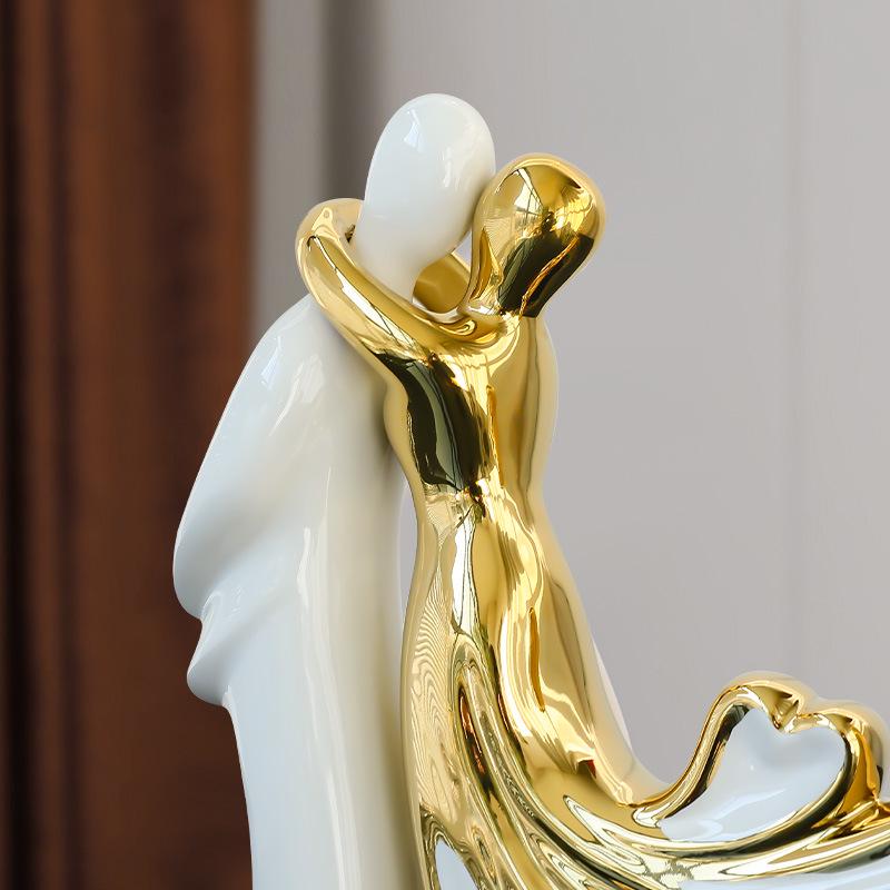 European Light Luxury White Gold Ceramic Couple Figurines for Living Room and Wine Cabinet Decor