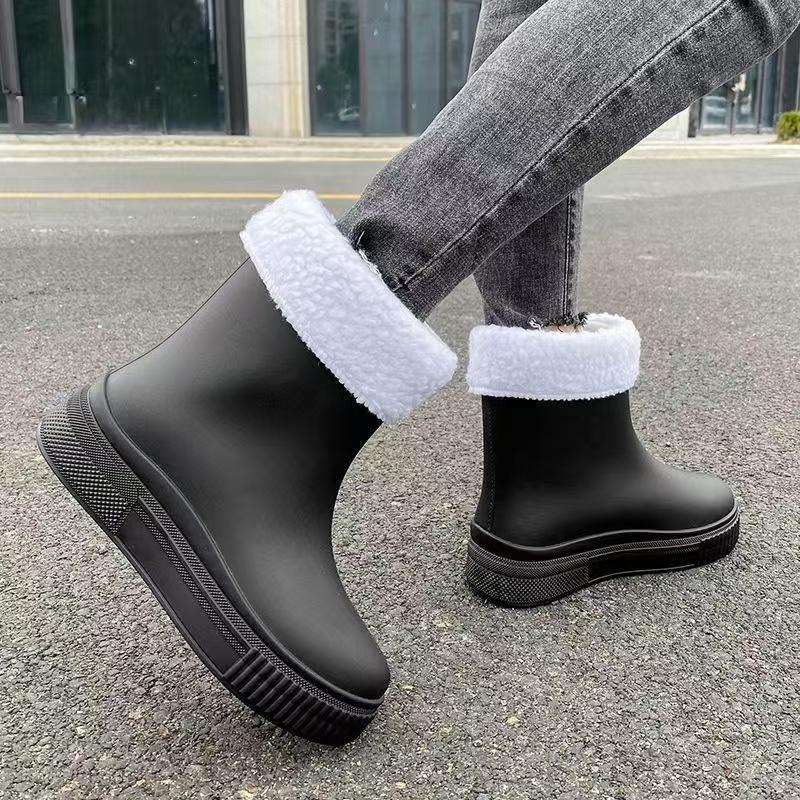 Woman New Thick Sole High Top Rain Boots Injection Molding Non slip Waterproof Detachable Cotton Cover Outdoor Word Shoes